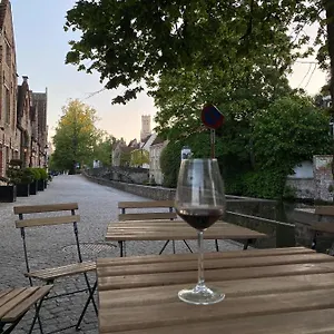 Alojamento de Acomodação e Pequeno-almoço Canal, Bruges