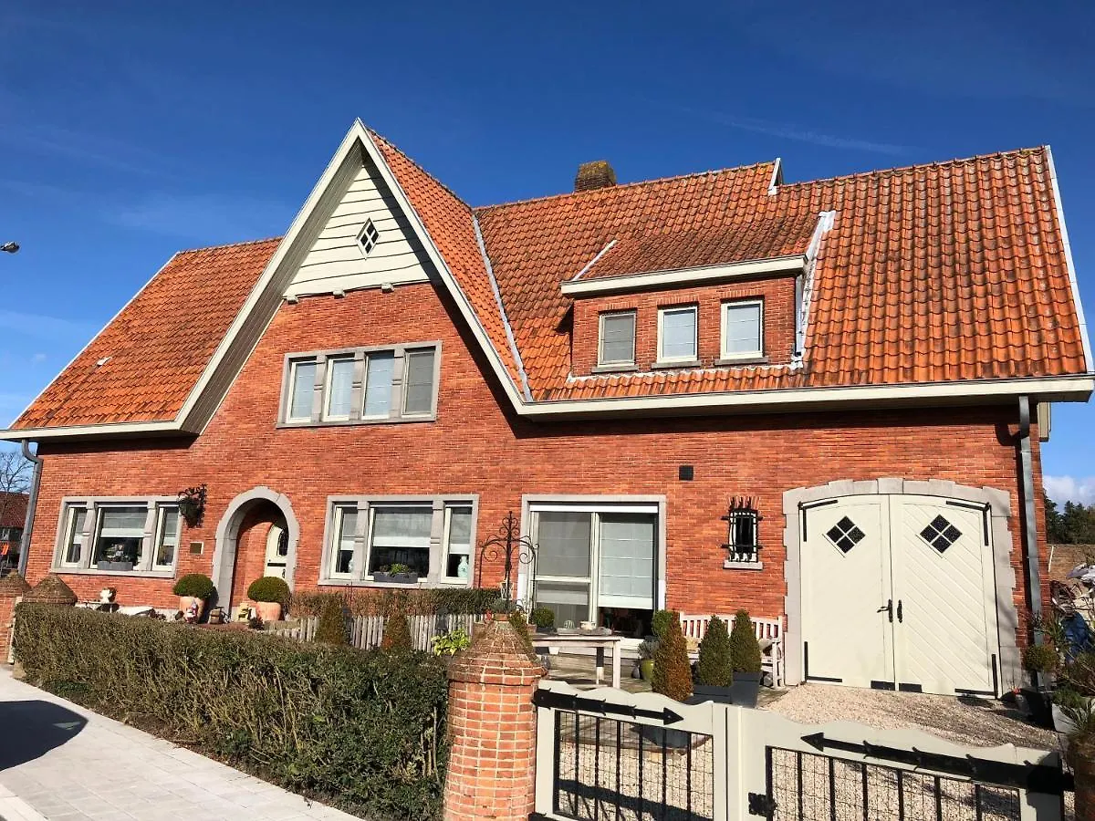 B&B La Corneille Bruges Bed & Breakfast